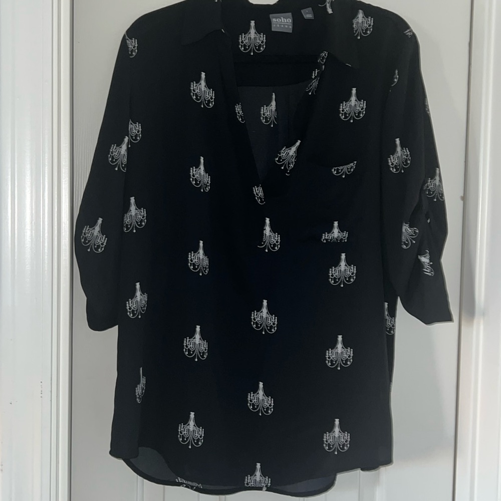 Black flowy collared blouse